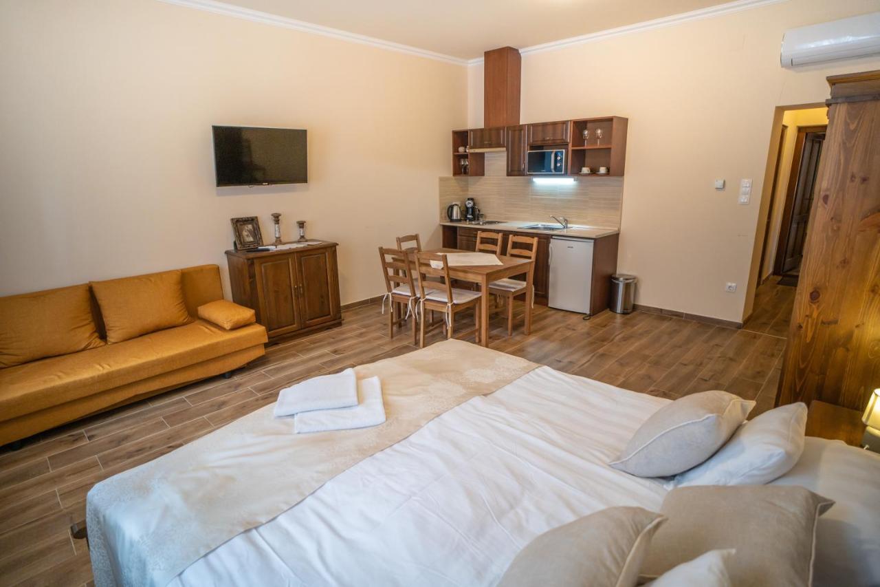 Toscana Apartman Дьюла Экстерьер фото