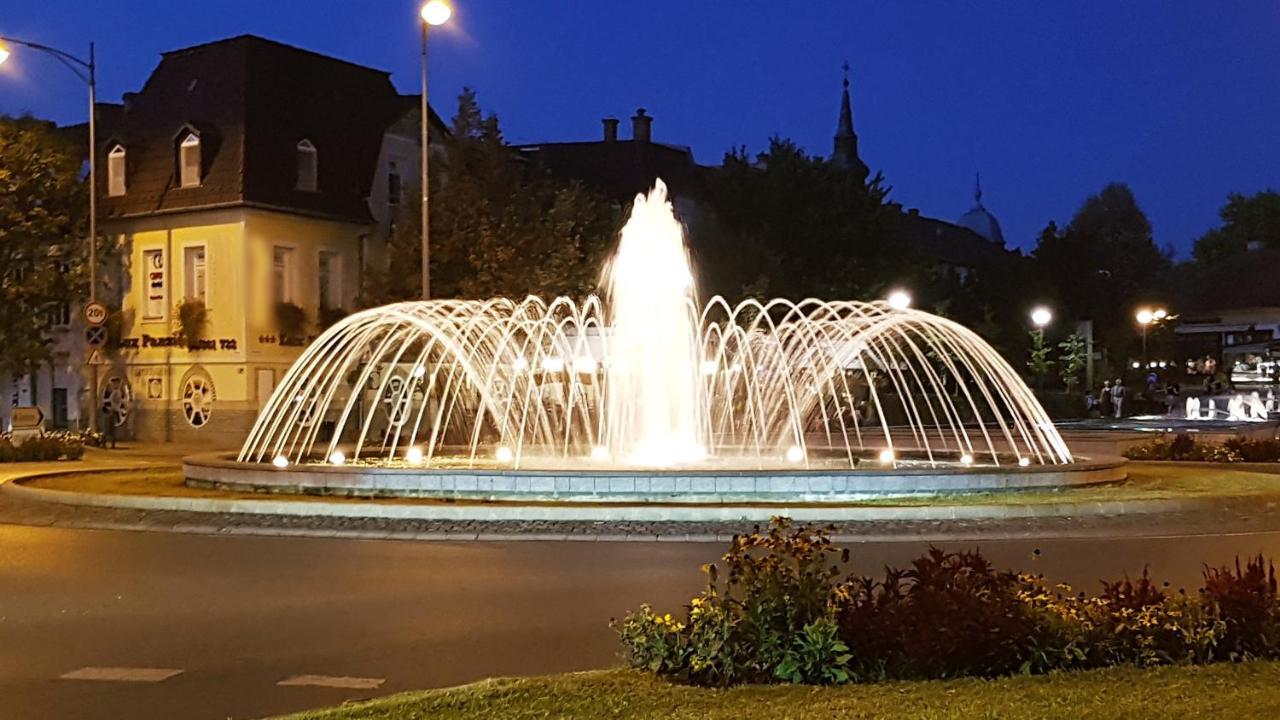 Toscana Apartman Дьюла Экстерьер фото